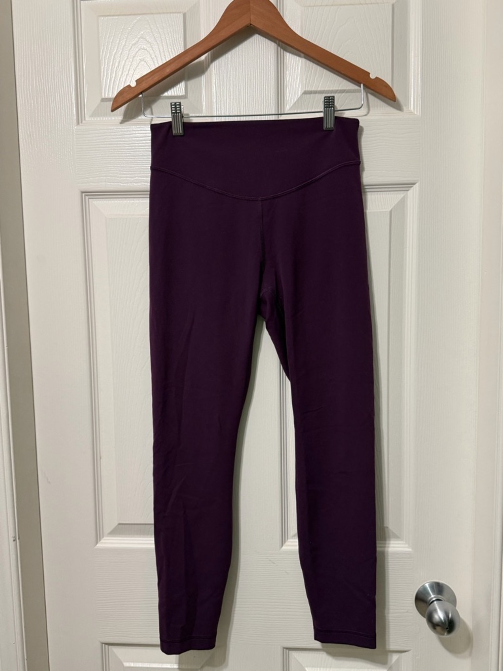 Lululemon athletica wunder under everlux high rise tight leggings size 8 euc